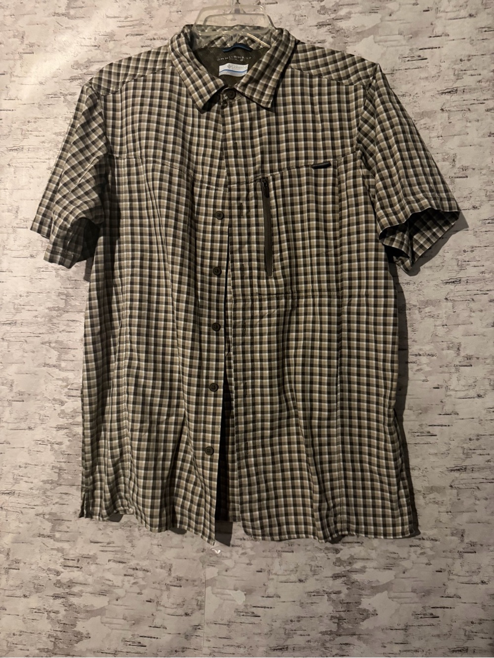 Columbia Men's Short Sleeve Plaid Button-Down Shirt - Brown and Gray